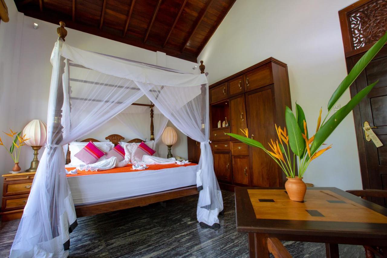 Niyagama House Hotel Galle Exterior photo